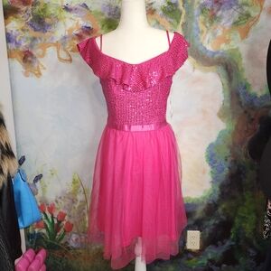 NWOT Wedtrend Sequin Off Shoulder W Adjustable Spagetti Straps with Tulle Skirt
